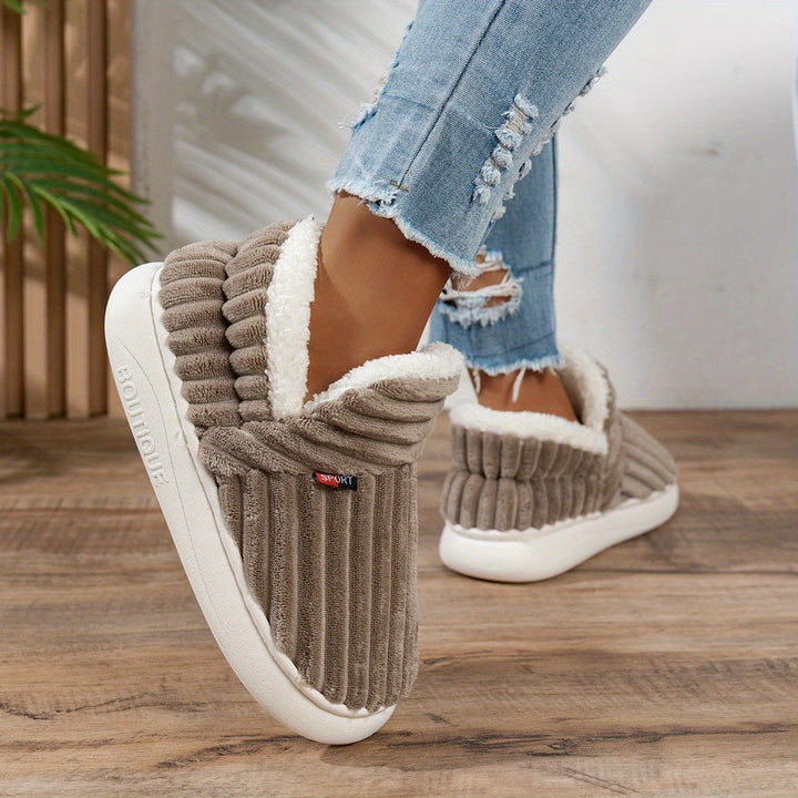 Carolyn | Cosy Winter Slippers