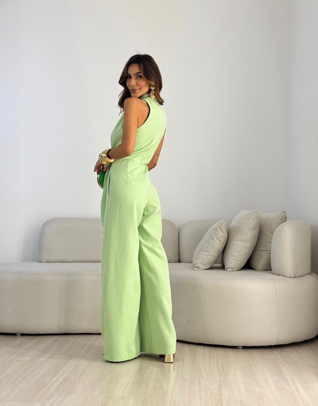 Linda – Halter Neck Wide-Leg Jumpsuit