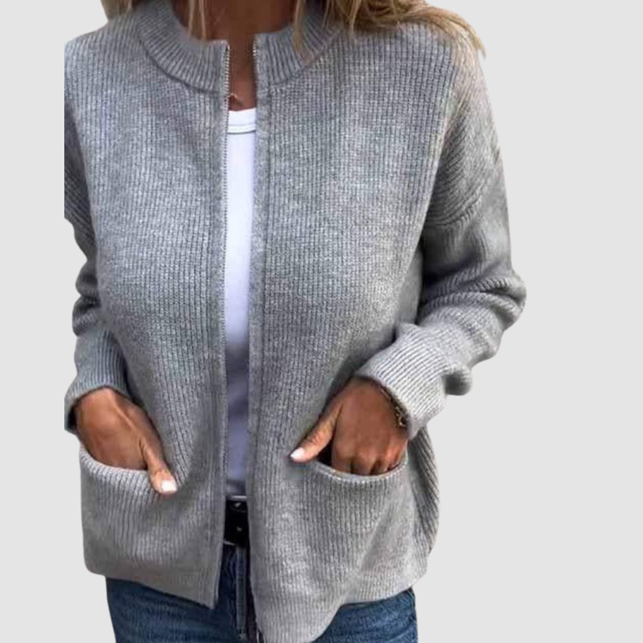 Sonia – Elegant Knit Zip-Up Cardigan
