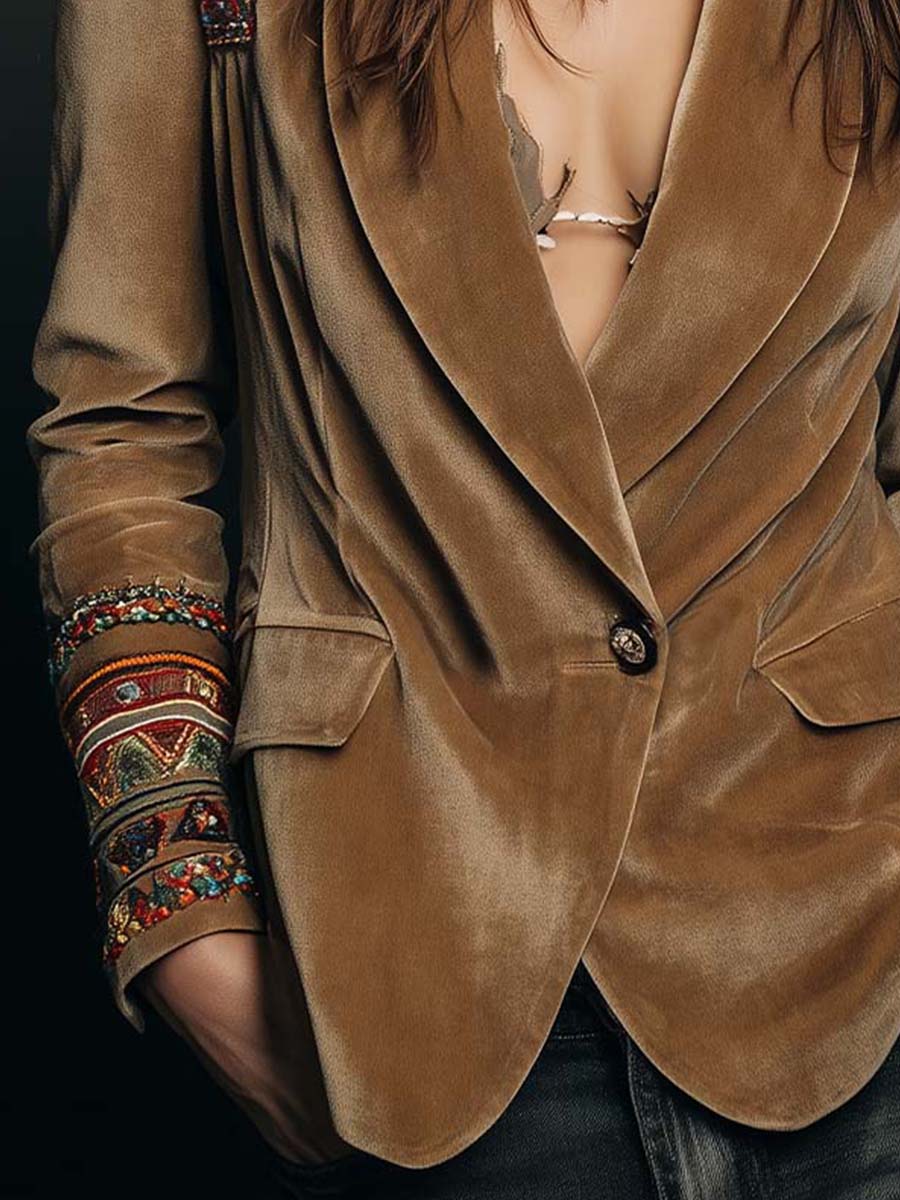 Muriel – Velvet-Look Blazer with Embroidered Detail
