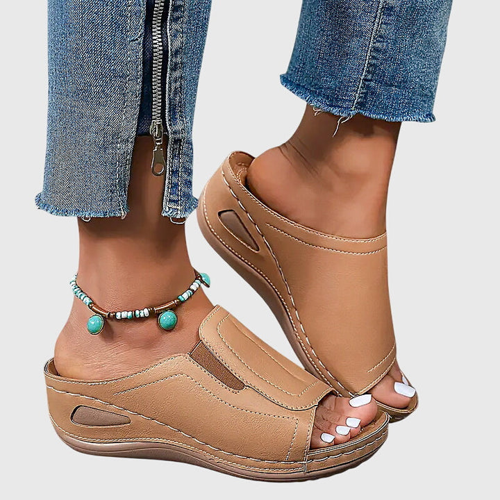 Naya | Orthopaedic Sandals