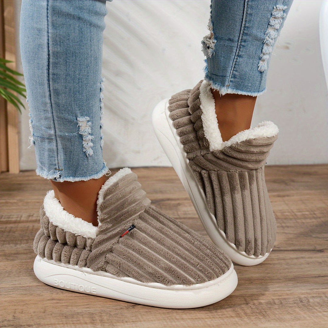 Carolyn | Cosy Winter Slippers