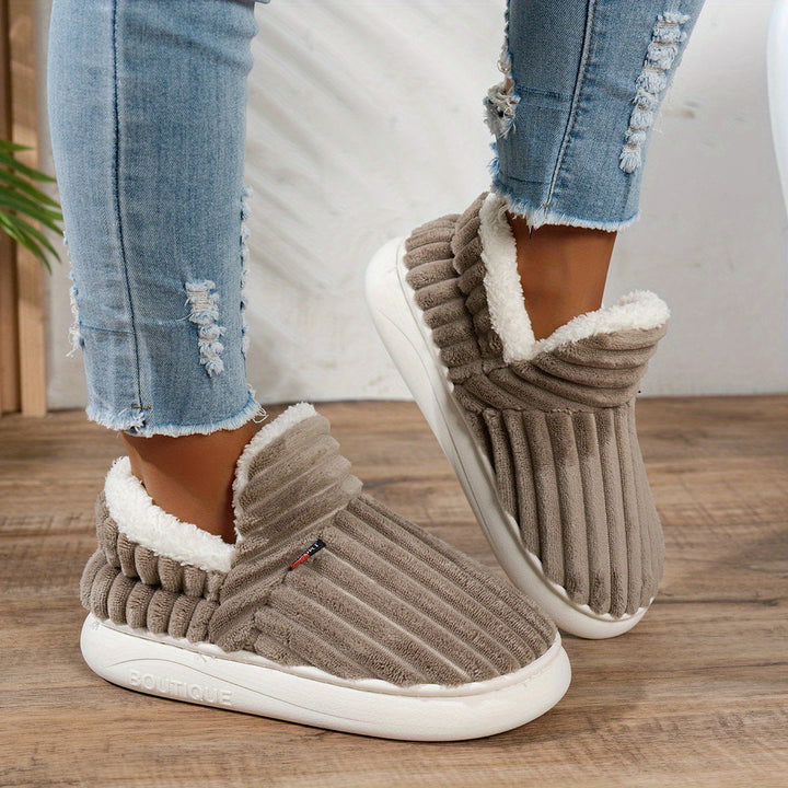 Carolyn | Cosy Winter Slippers