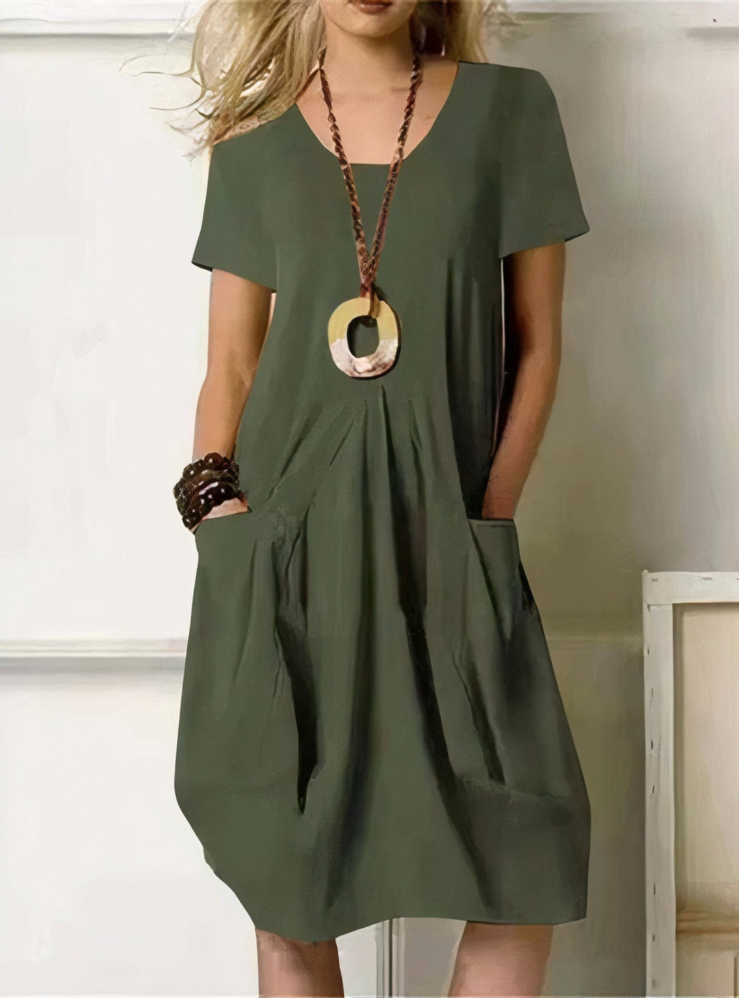 Dorothea – Relaxed Casual Midi Dress with Pockets