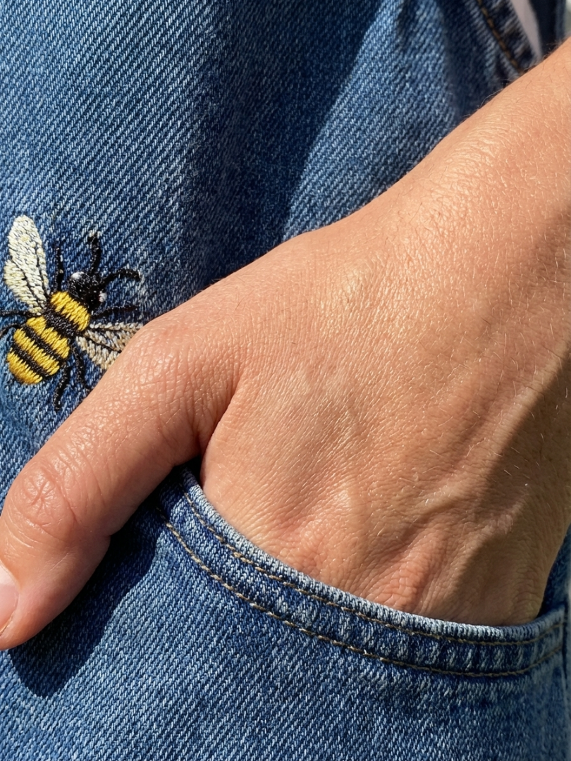 Lilian | Bee-Print Denim Dungarees