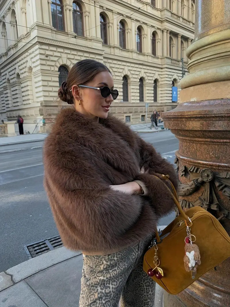 Philippa – Luxurious Faux Fur Jacket