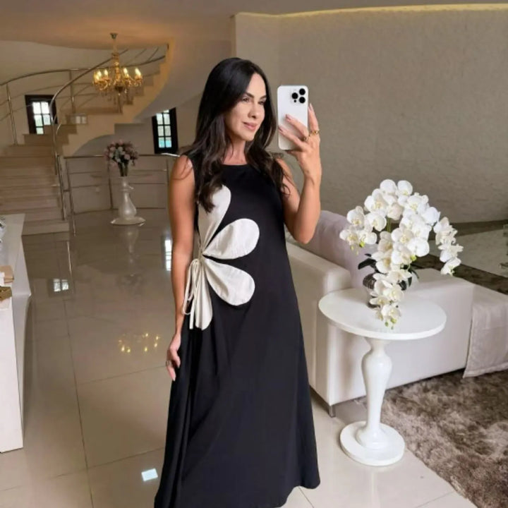 Eirwen – Floral Appliqué Sleeveless Maxi Dress