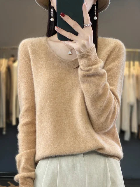 Enid – Loose Knit V-Neck Jumper