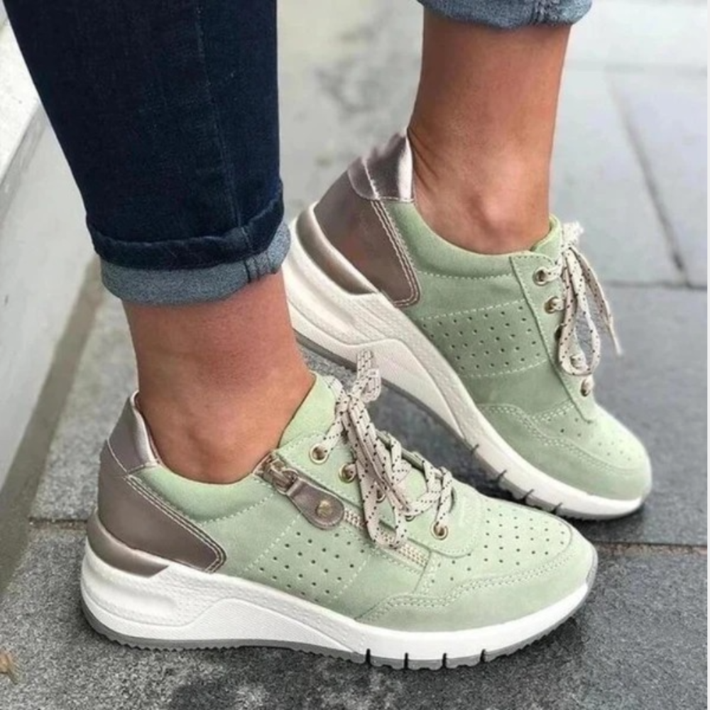 Doris – Lace-Up Wedge Sole Trainers