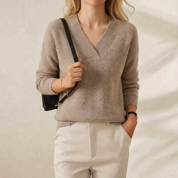 Isolde – Ribbed V-Neck Knit Jumper