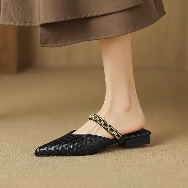 Dayanara | Pointed-Toe Mules