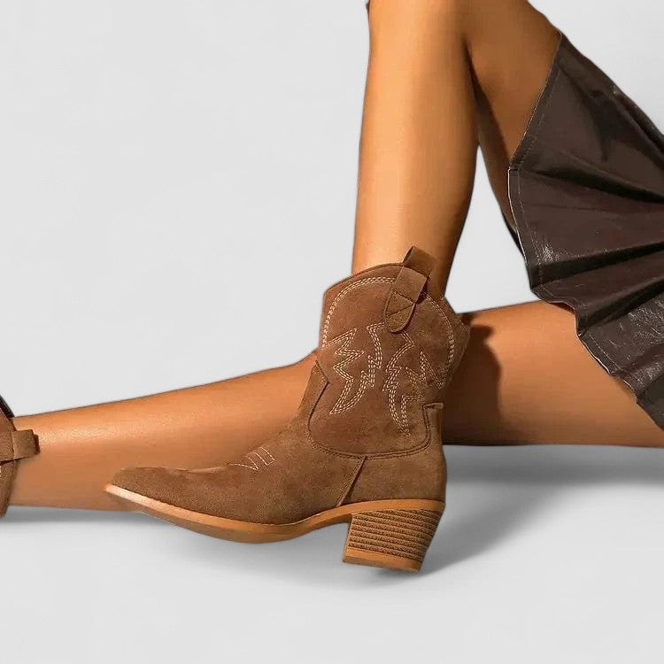 Gwyneth – Orthopaedic Western Ankle Boots