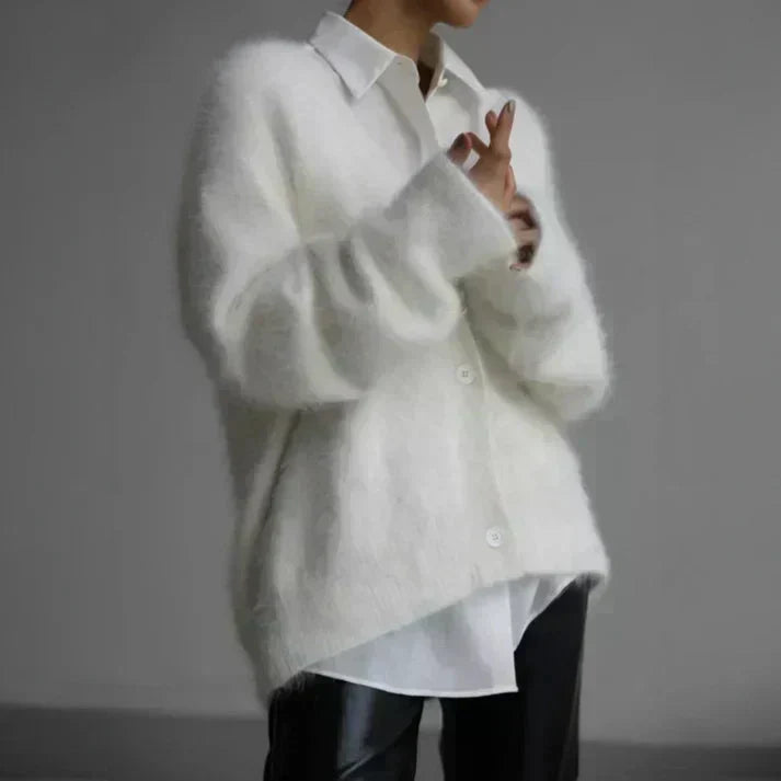Minerva – Fluffy Oversized Button-Up Cardigan