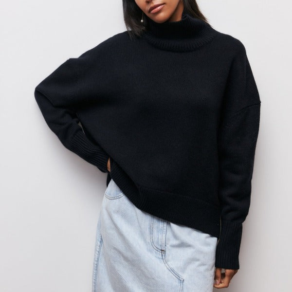 Jennifer – Oversized Turtleneck Knit Jumper