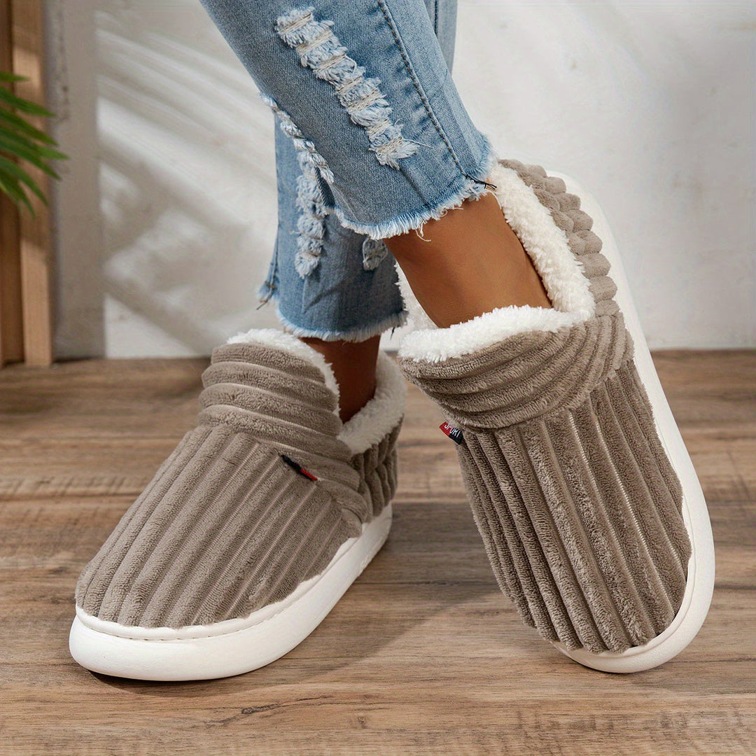 Carolyn | Cosy Winter Slippers