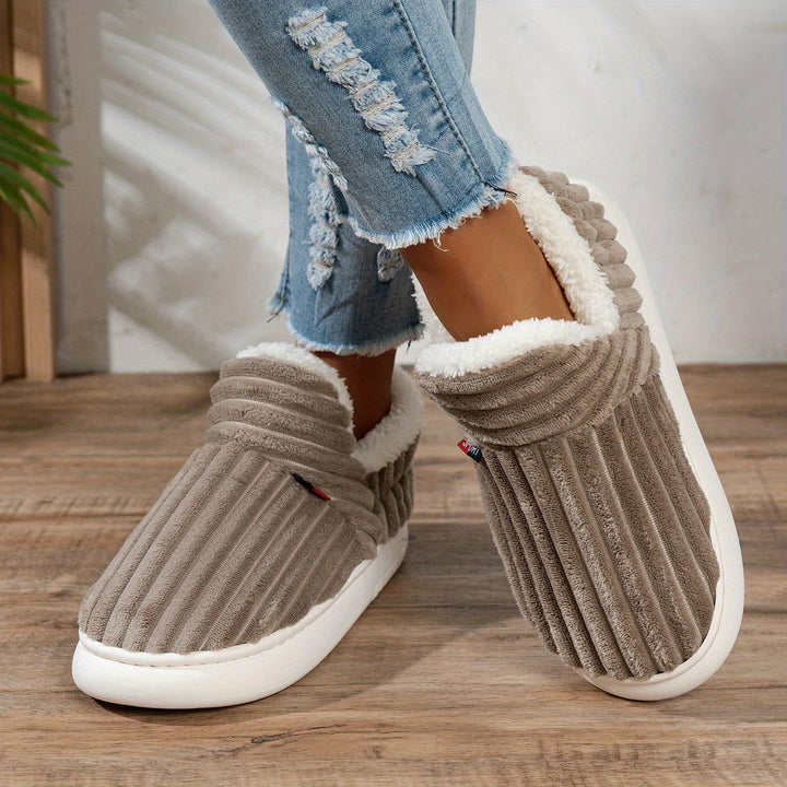 Carolyn | Cosy Winter Slippers