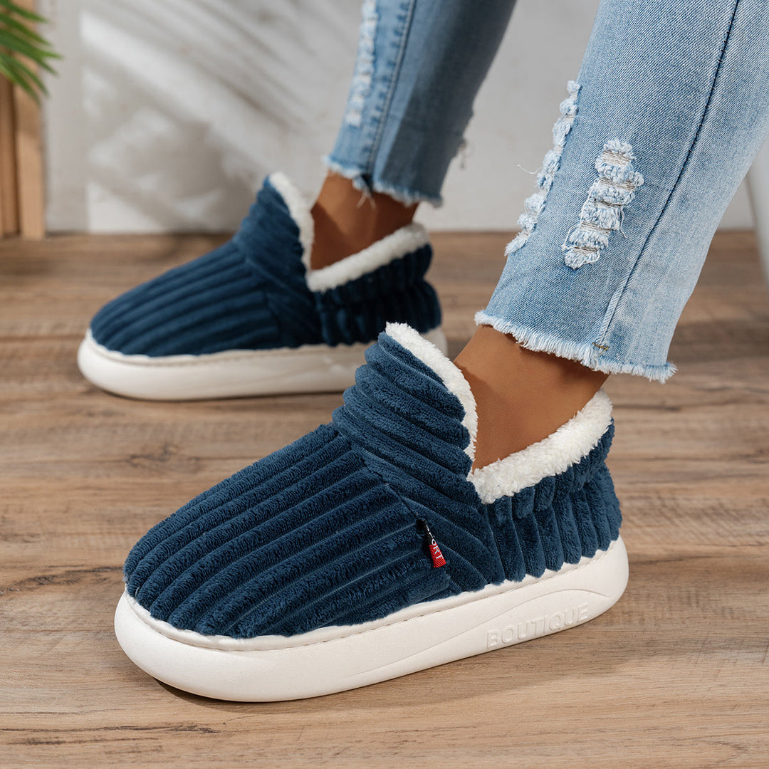 Carolyn | Cosy Winter Slippers