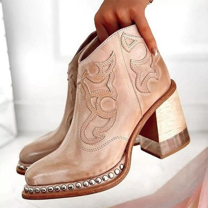 Caoimhe – Western Stitch Ankle Boot