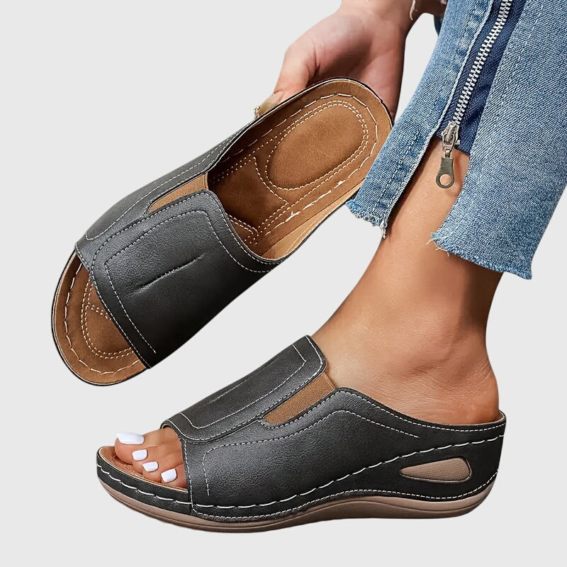 Naya | Orthopaedic Sandals