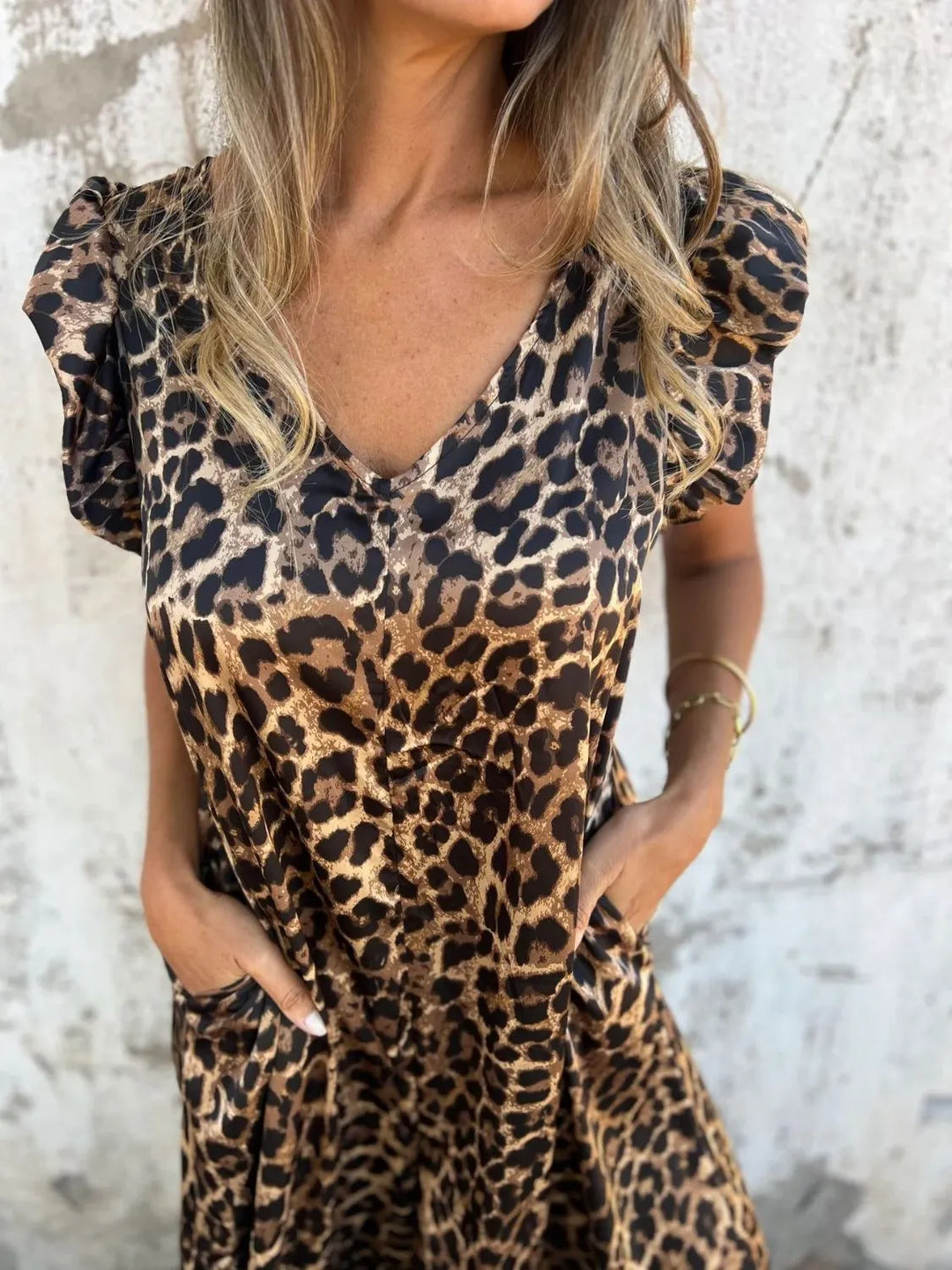 Freya – Leopard Print Midi Dress with Pockets