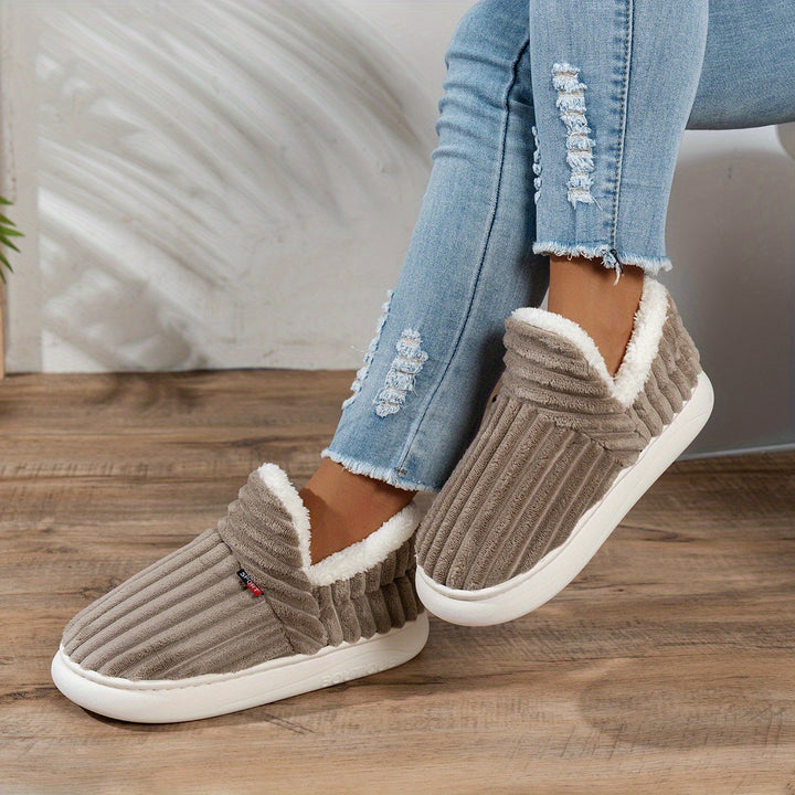 Carolyn | Cosy Winter Slippers