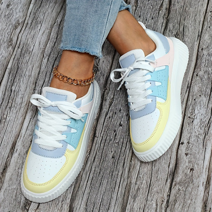 Peggy – Lace-Up Flatform Trainers