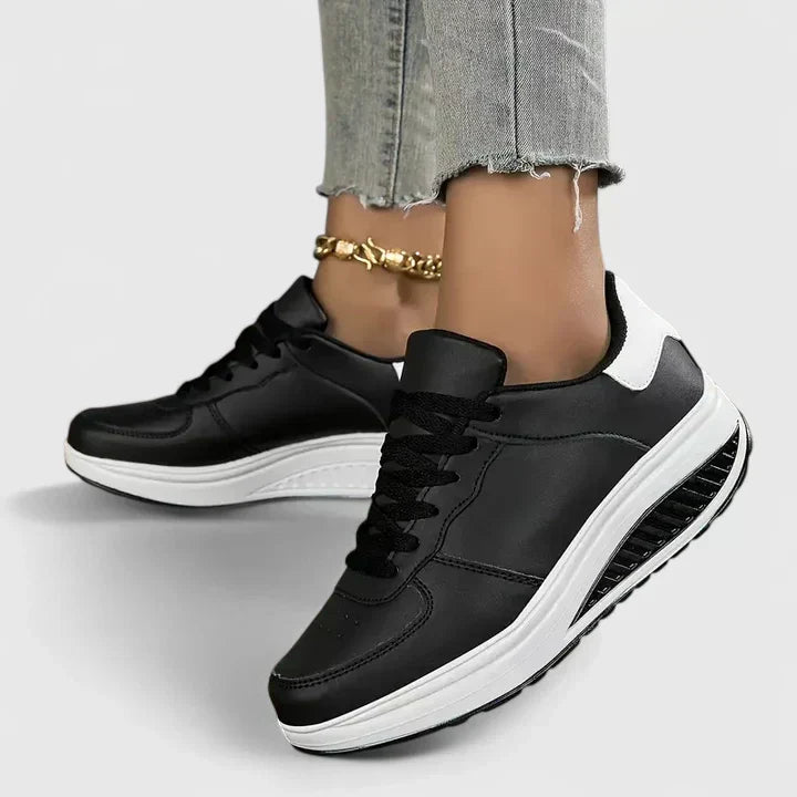 Nelda | Orthopaedic Trainers