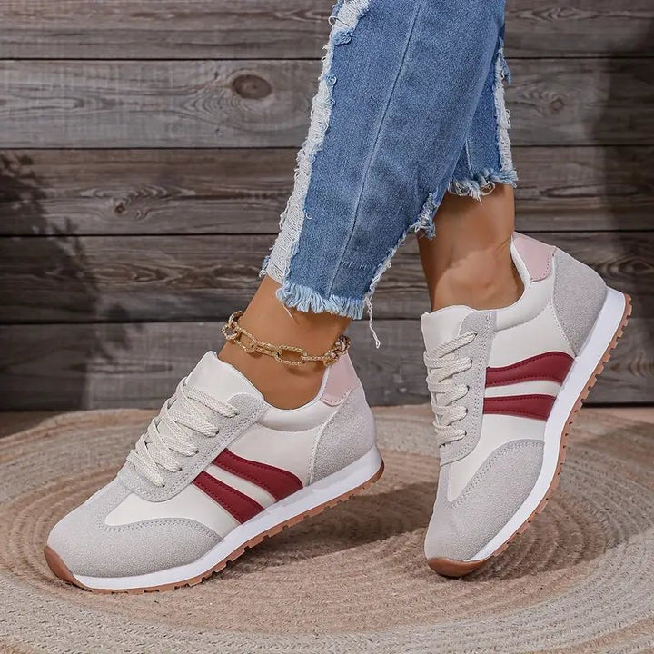 Meredith – Lace-Up Retro Colour Block Trainers